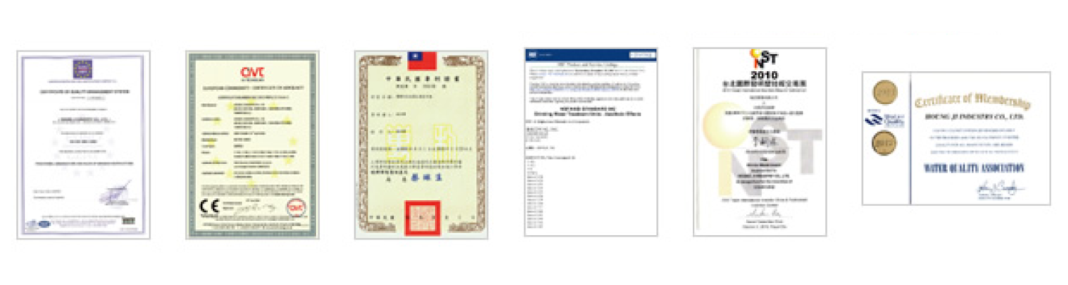 整水器のヤシ殼繊維活性炭と活性炭繊維との比較写真
